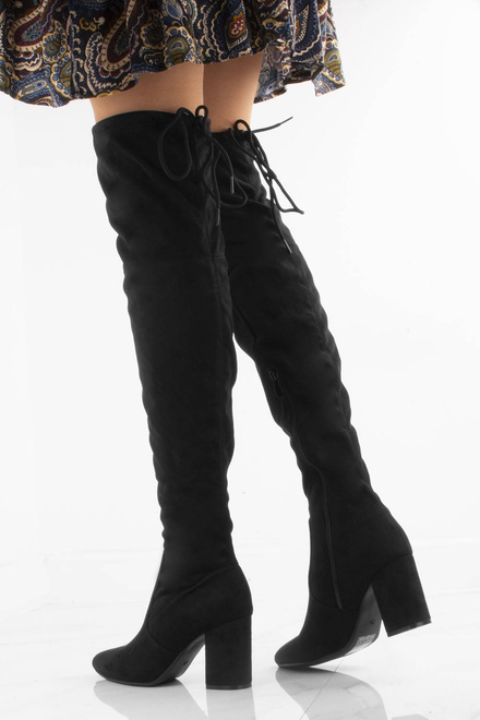 CZARNE KOZAKI ZA KOLANO NA SŁUPKU SELENA 10