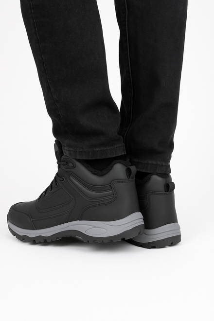 CZARNE MĘSKIE BOTKI ZAMSZOWE OCIEPLANE TRAPERY 3