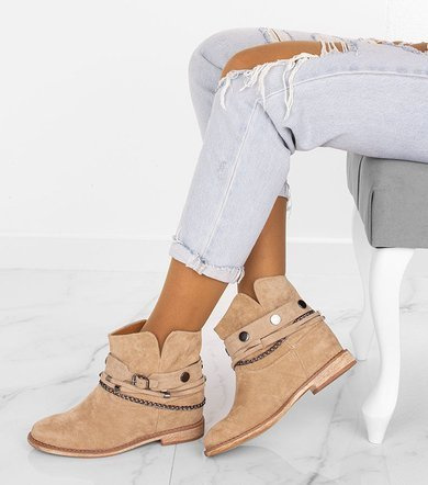 BEŻOWE ZAMSZOWE BOTKI KOWBOJKI NA KOTURNIE IVENI