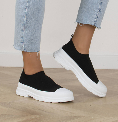 CZARNE TRAMPKI TENISÓWKI WSUWANE FOREST