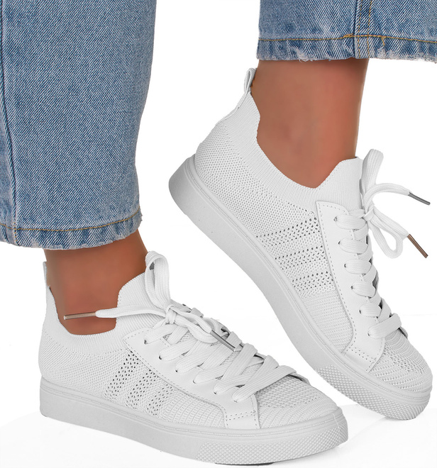 BIAŁE TENISÓWKI AŻUROWE SZNUROWANE ODETTE 2