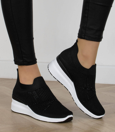 CZARNE BUTY SPORTOWE SNEAKERSY WSUWANE SLIP ON SKYLER