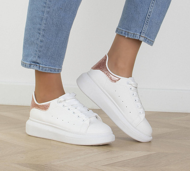 BIAŁE SNEAKERSY NA PLATFORMIE TERINA