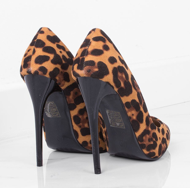 ZAMSZOWE SZPILKI W PANTERKĘ ALANNA 4