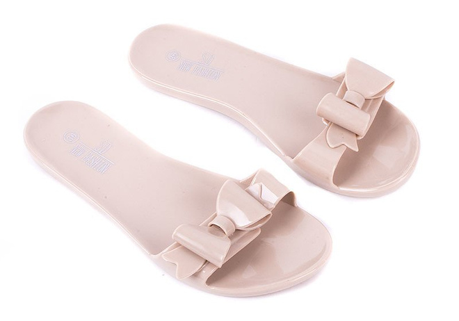 BEŻOWE GUMOWE KLAPKI MELISKI Z KOKARDĄ SISI 4