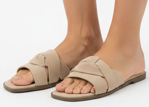 KLAPKI BEŻOWE DAMSKIE ZAMSZOWE PASKI WSUWANE 4