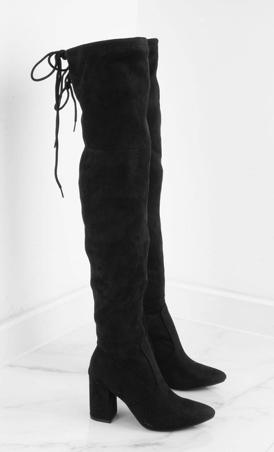 CZARNE KOZAKI ZA KOLANO NA SŁUPKU SELENA 6