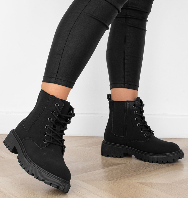 CZARNE BOTKI OCIEPLANE GLANY TRAPERY SZNUROWANE BOTTE 5