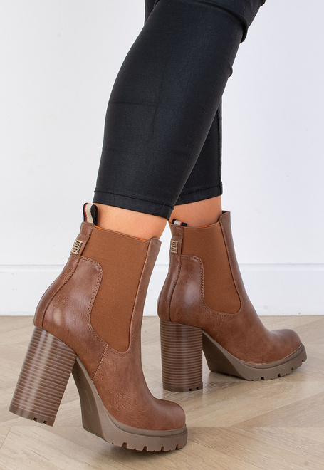 CAMEL DAMSKIE BOTKI NA SŁUPKU PLATFORMA CARMELA