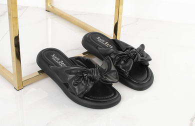 CZARNE KLAPKI Z KOKARDĄ PLATFORMA EKOSKÓRA HENNI