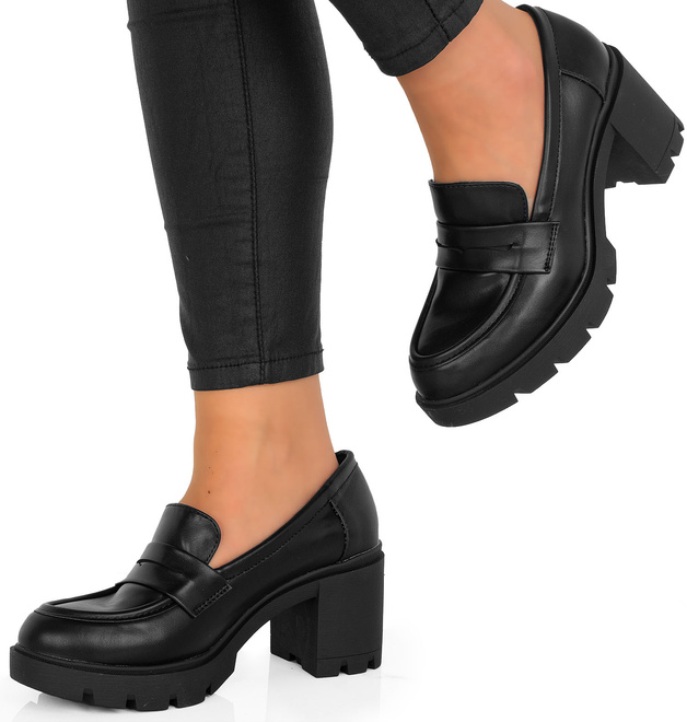 KLASYCZNE CZARNE DAMSKIE PÓŁBUTY NA SŁUPKU MOLLO 4