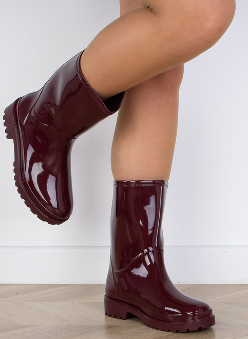 BŁYSZCZĄCE KALOSZE BOTKI SZTYBLETY BORDOWE MESSO