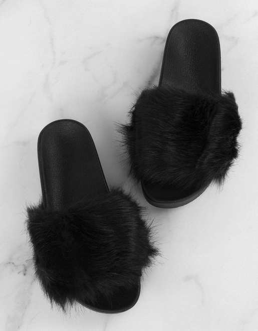 KLAPKI Z FUTERKIEM NA PLATFORMIE FABELL 2