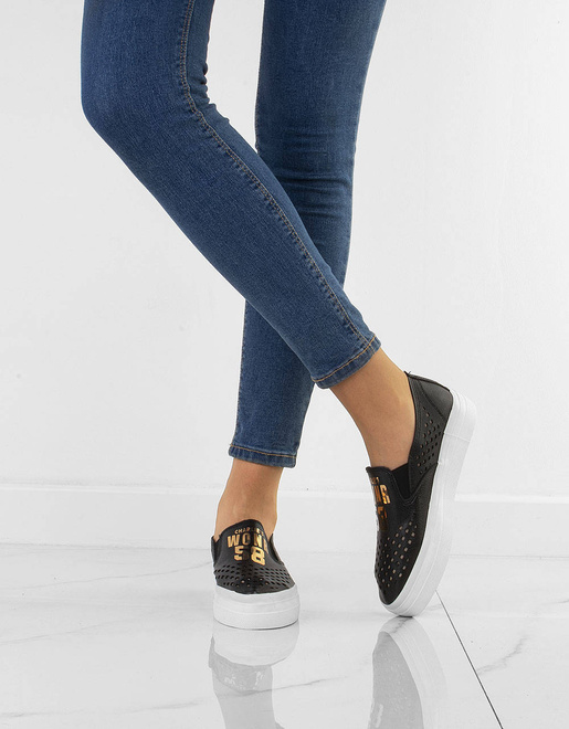 CZARNE TRAMPKI TENISÓWKI AŻUROWE SLIP ON  10