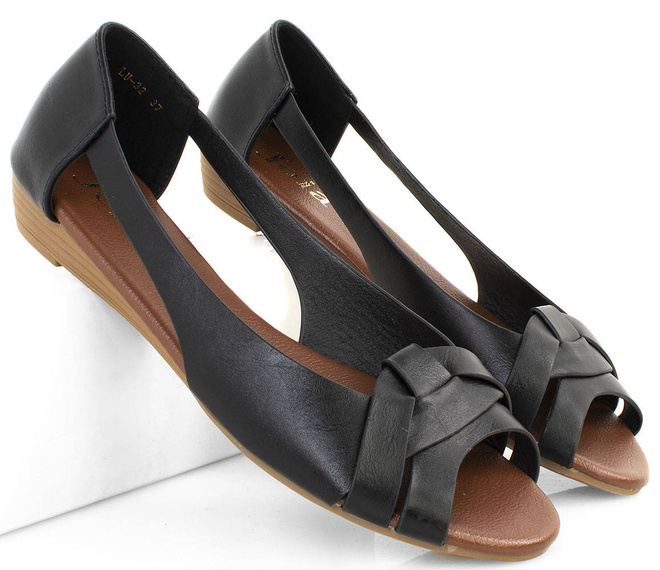 CZARNE SANDAŁY NA NISKIM KOTURNIE MILA 1