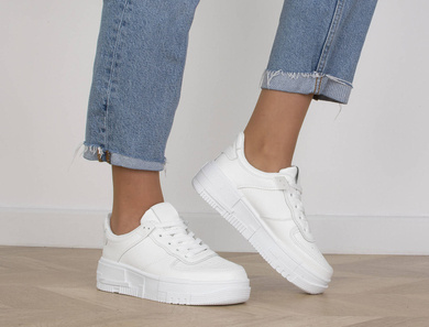 BIAŁE SNEAKERSY TRAMPKI SKÓRZANE LOVIN