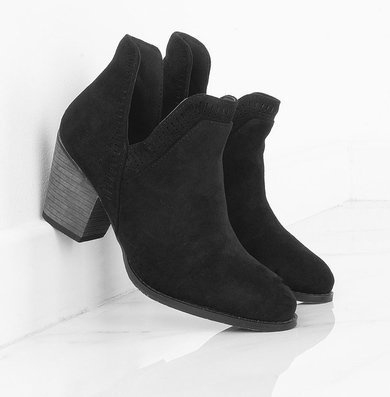 CZARNE  ZAMSZOWE BOTKI KOWBOJKI NA SŁUPKU VERA