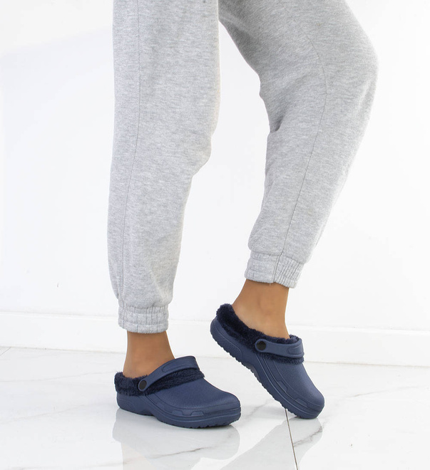 GRANATOWE OCIEPLANE KLAPKI CHODAKI KROKSY  5