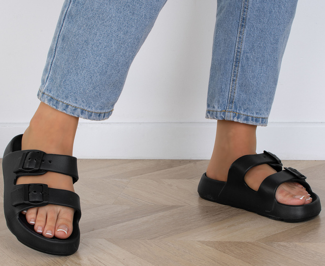 CZARNE DAMSKIE KLAPKI WYGODNE NA PLATFORMIE JEREZ 5