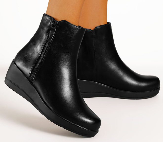 DAMSKIE CZARNE SKÓRZANE BOTKI NA KOTURNIE ALTA 2