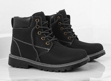 CZARNE OCIEPLANE TRAPERY