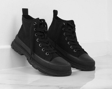 CZARNE WYSOKIE TRAMPKI KERIS