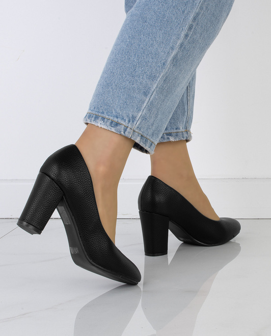 DAMSKIE CZÓŁENKA CZARNE KLASYCZNE NA SŁUPKU AMAYA 7