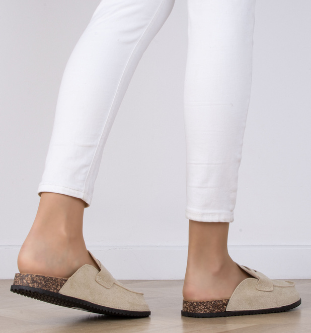 BEŻOWE MOKASYNY KLAPKI ZAMSZOWE DAMSKIE LORIA 7