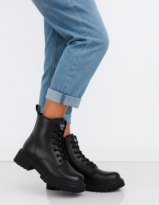 CZARNE SKÓRZANE BOTKI DAMSKIE OCIEPLANE TRAPERY GLANY AXERNE