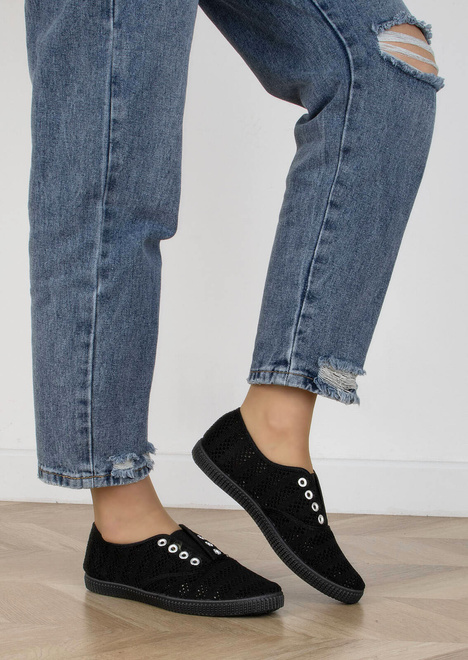 CZARNE TENISÓWKI TRAMPKI KORONKOWE KLASYCZNE