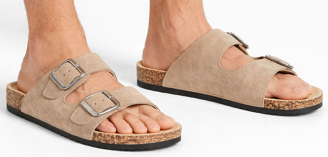 BEŻOWE KLAPKI MĘSKIE Z KLAMRĄ 2