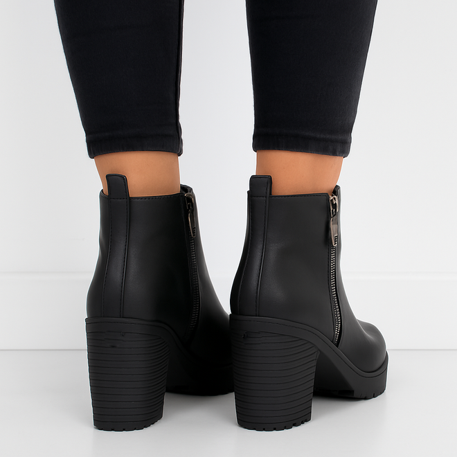  SKÓRZANE DAMSKIE CZARNE BOTKI NA SŁUPKU ZAMEK FELINI