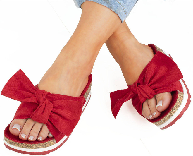 CZERWONE KLAPKI Z KOKARDĄ NA PLATFORMIE BASILE 4