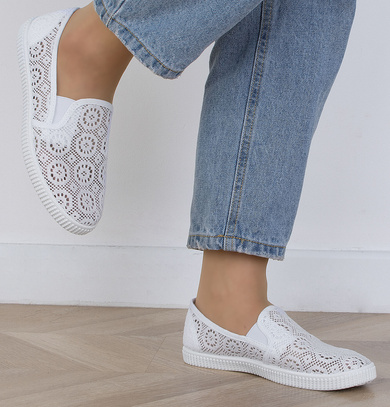 BIAŁE KORONKOWE TRAMPKI BALERINKI TENISÓWKI ALMOR