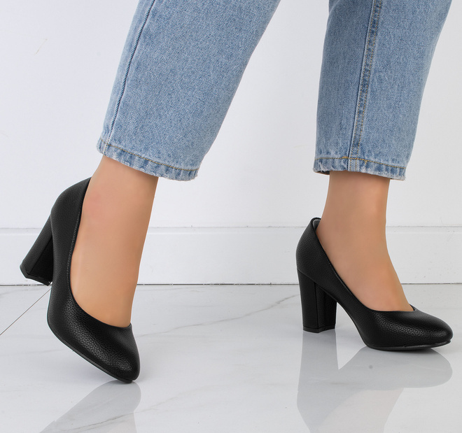 DAMSKIE CZÓŁENKA CZARNE KLASYCZNE NA SŁUPKU AMAYA 5