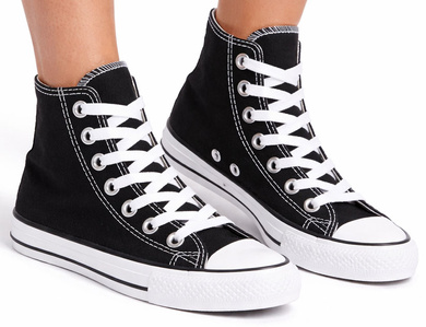 WYSOKIE KLASYCZNE CZARNE TRAMPKI TENISÓWKI SZNUROWANE