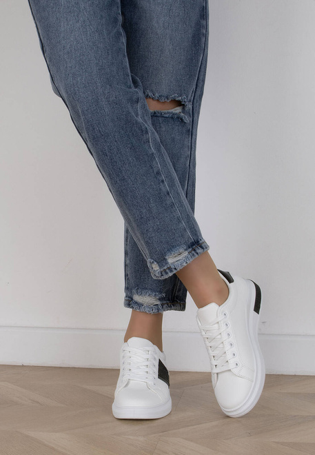BIAŁE SNEAKERSY TRAMPKI KLASYCZNE NA PLATFORMIE RAINA 6