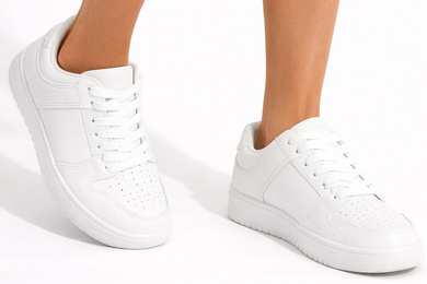 DAMSKIE BIAŁE SNEAKERSY TRAMPKI SKÓRZANE SZNUROWANE