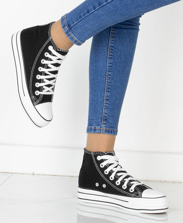 CZARNE WYSOKIE TRAMPKI NA PLATFORMIE SZNUROWANE