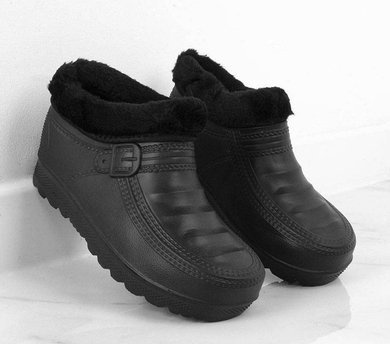 CZARNE OCIEPLANE LEKKIE KROKSY