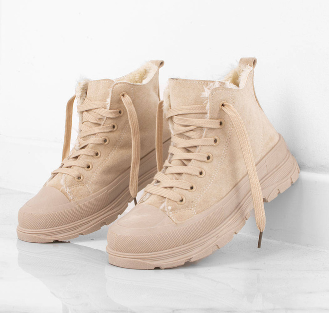 BEŻOWE WYSOKIE OCIEPLANE TRAMPKI HARIS