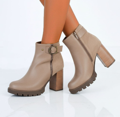 SKÓRZANE BEŻOWE BOTKI NA OBCASIE SŁUPKU  OCIEPLANE NESTIA