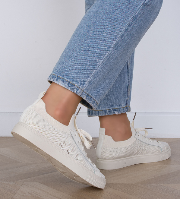 BEŻOWE TENISÓWKI AŻUROWE SZNUROWANE ODETTE 6