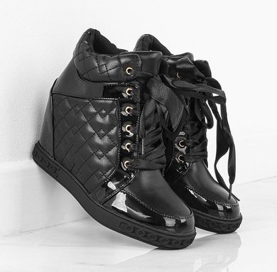 CZARNE PIKOWANE BOTKI SNEAKERSY WEDGE