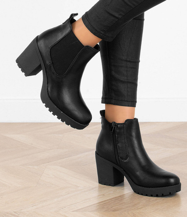 CZARNE DAMSKIE BOTKI NA SŁUPKU SKÓRZANE ZAMEK JUNE