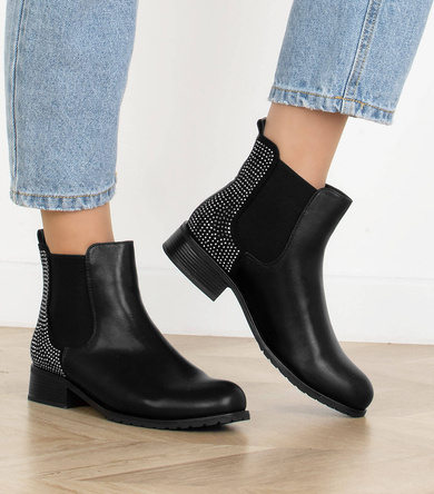 BOTKI CZARNE SKÓRZANE SZTYBLETY Z CYRKONIAMI NAOMI