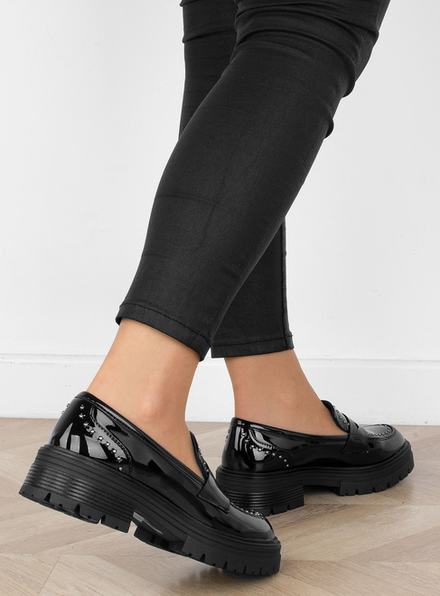 DAMSKIE CZARNE MOKASYNY LAKIEROWANE PÓŁBUTY HANO 7