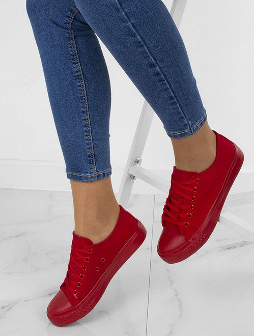  KLASYCZNE CZERWONE TRAMPKI CONVER