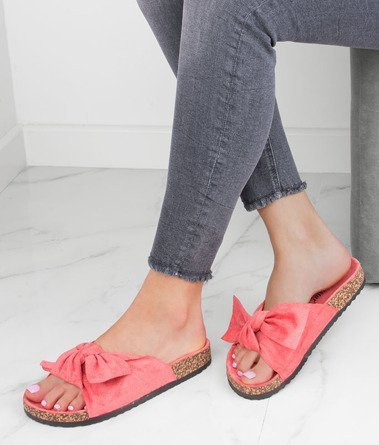 KORALOWE ZAMSZOWE KLAPKI Z KOKARDĄ CELIA