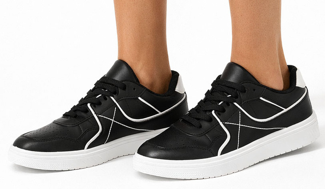 CZARNE TRAMPKI SNEAKERSY NA PLATFORMIE SZNUROWANE 4